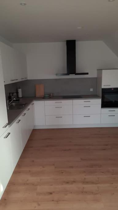Neubau Ferienwohnung - Wallsbuell Wallsbull Luaran gambar