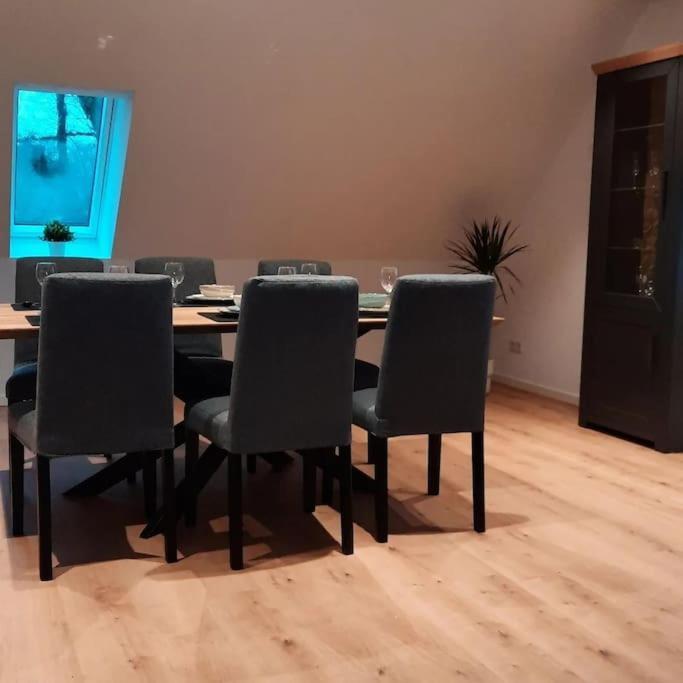 Neubau Ferienwohnung - Wallsbuell Wallsbull Luaran gambar